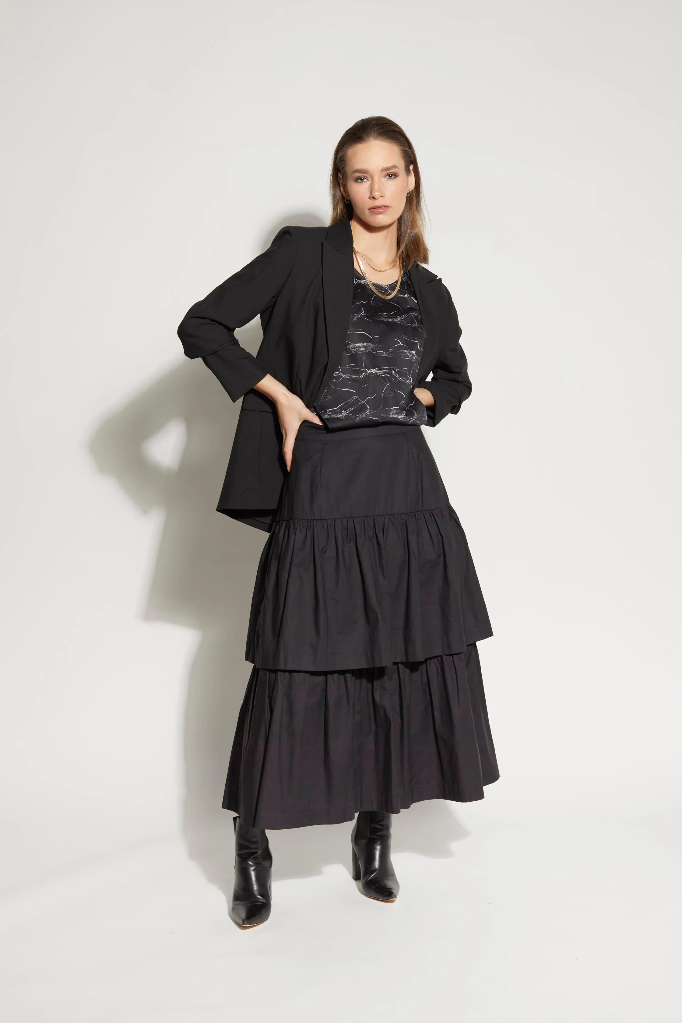 5058L - North Blazer - Black