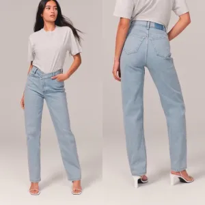 Abercrombie &amp; Fitch Curve Love High Rise Dad Jeans In Light Blue Wash 26 Short