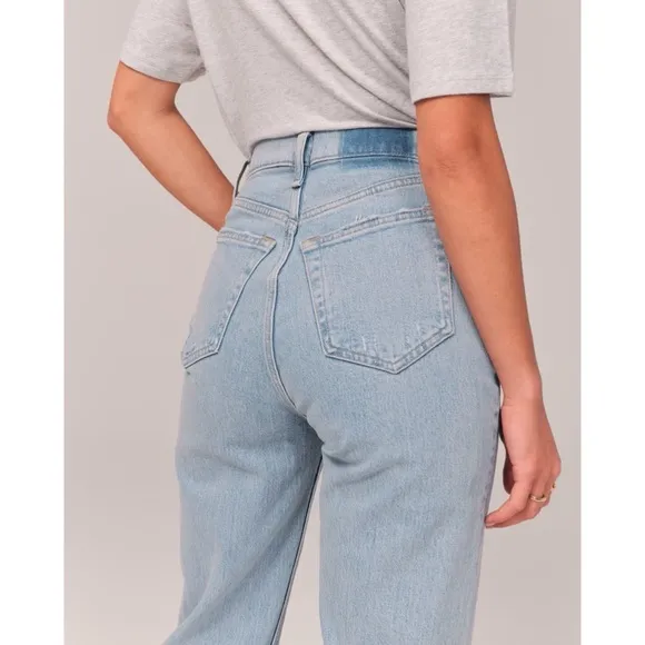 Abercrombie &amp; Fitch Curve Love High Rise Dad Jeans In Light Blue Wash 26 Short