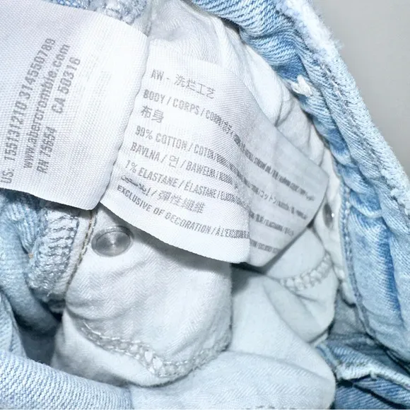 Abercrombie &amp; Fitch Curve Love High Rise Dad Jeans In Light Blue Wash 26 Short