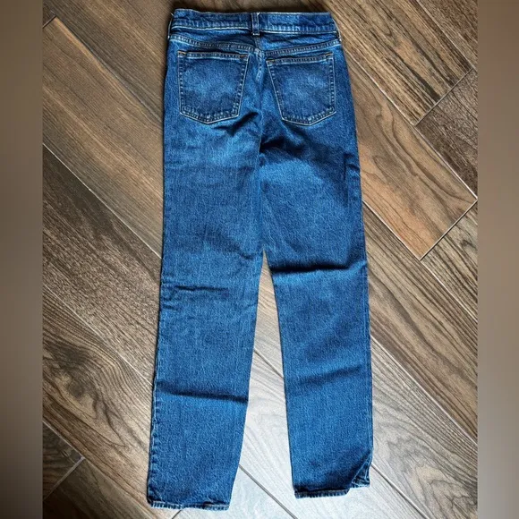 Abercrombie Mid Rise 90s Straight Jean