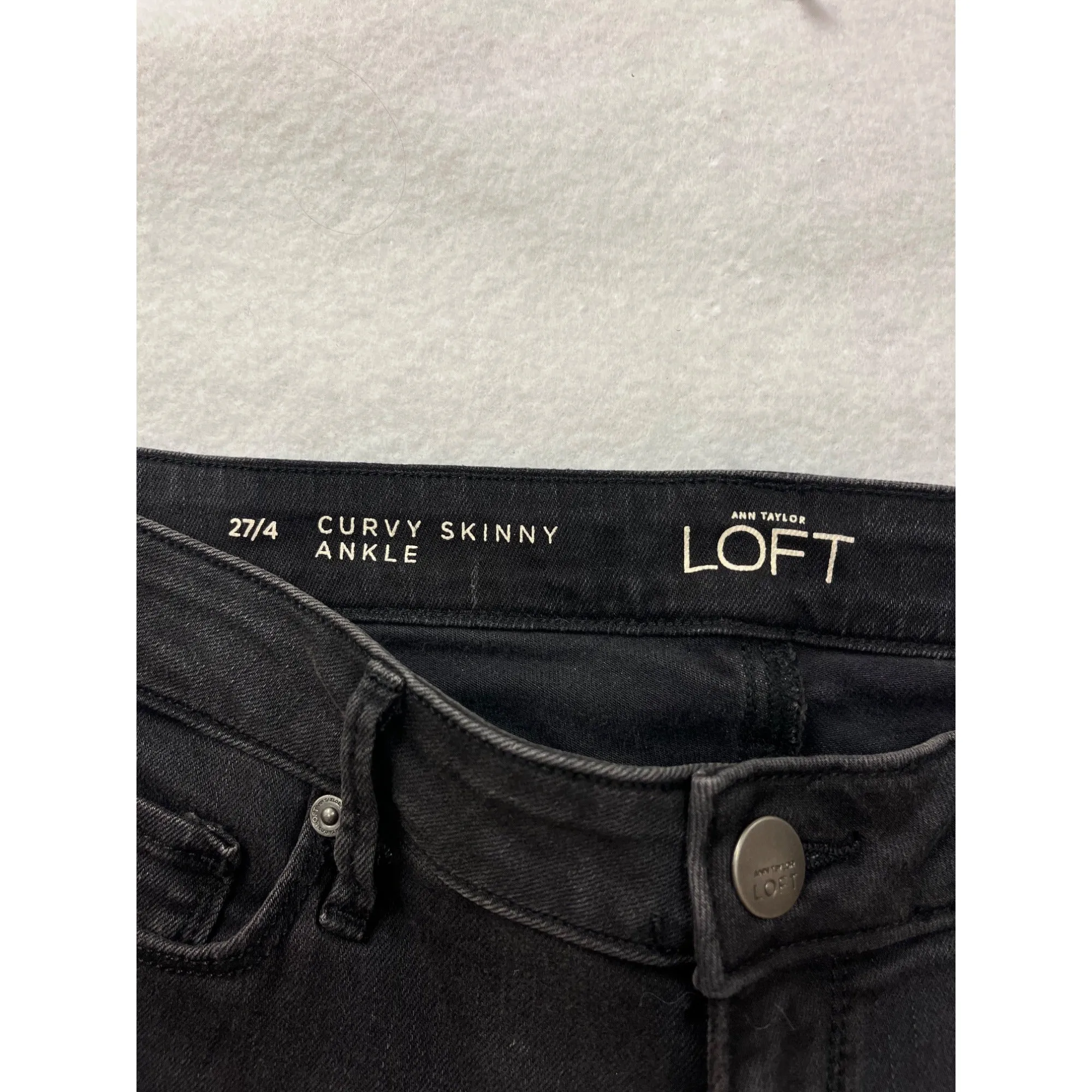 Ann Taylor Loft Curvy Skinny Ankle Jeans Womens 27/4 Black Denim NWT #6750