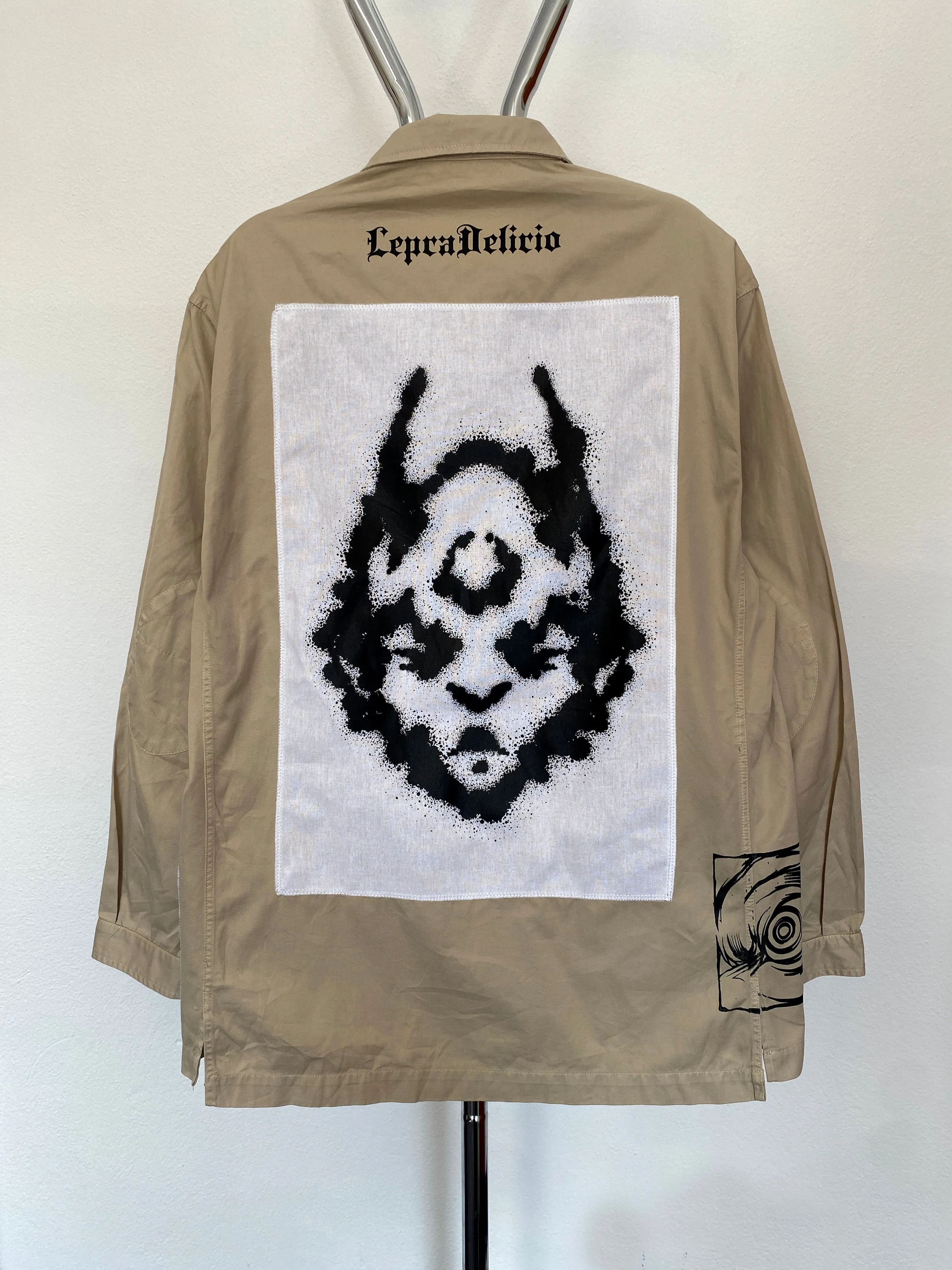 BEIGE LIGHT DEMON JACKET