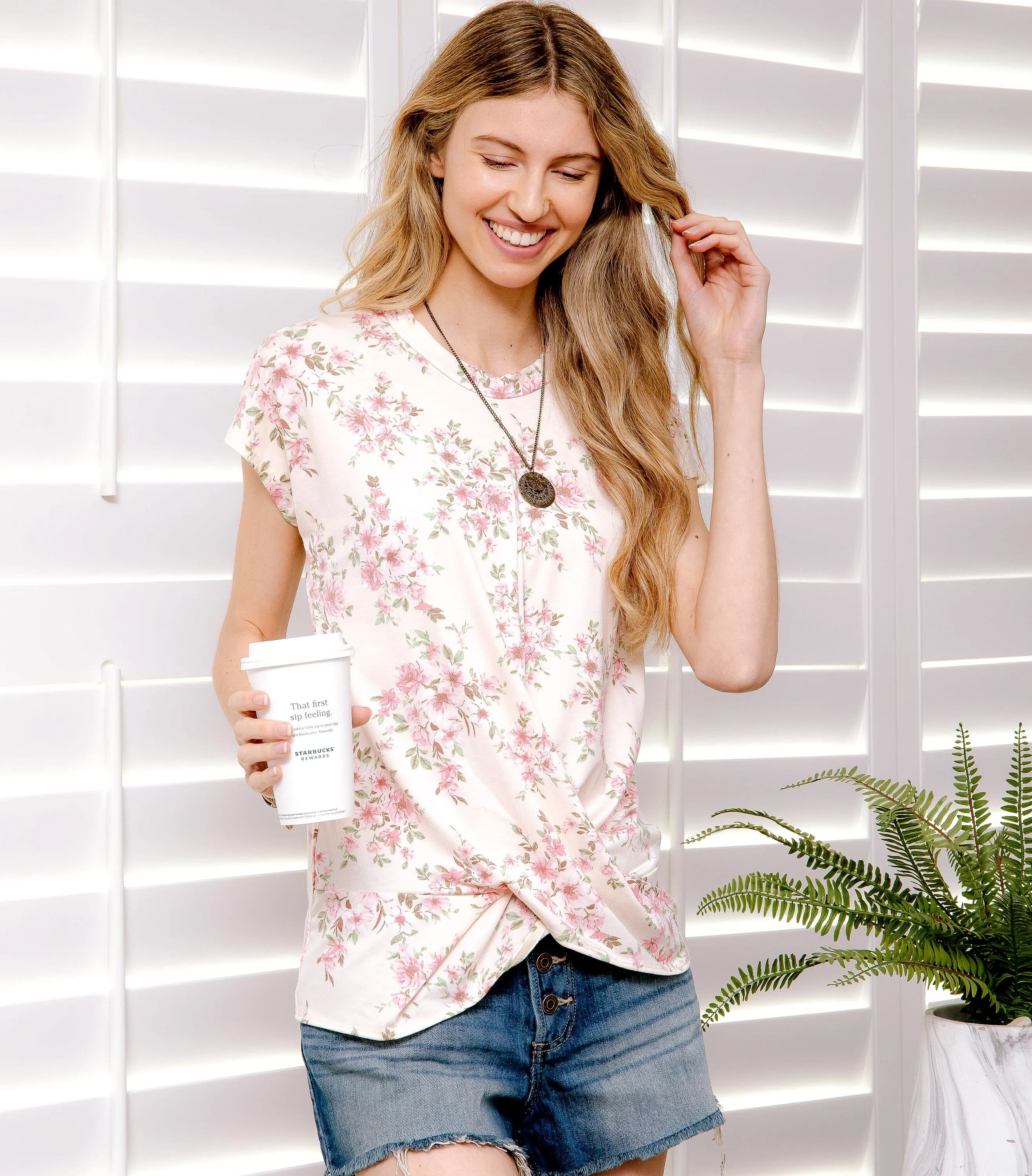 Boho Floral Blouse, Spring Flower Vintage Shirt Tee, Botanic Shirt, Pink Flowers Gift T-shirts, Plant Lady Mama shirt, Wildflowers T-shirts