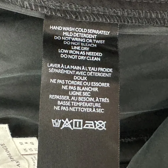 By Anthropologie Women’s Size 8 Medium Black Casual Pleated Long Shorts New