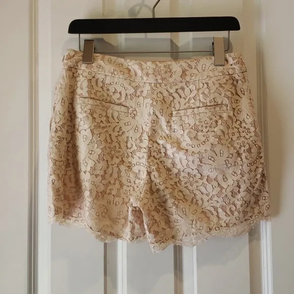 CARTONNIER Anthro Ivory Scalloped Lacework Short 4