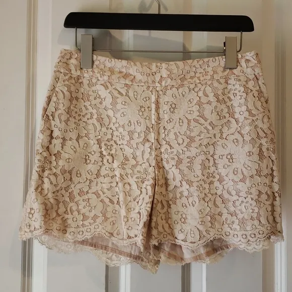 CARTONNIER Anthro Ivory Scalloped Lacework Short 4