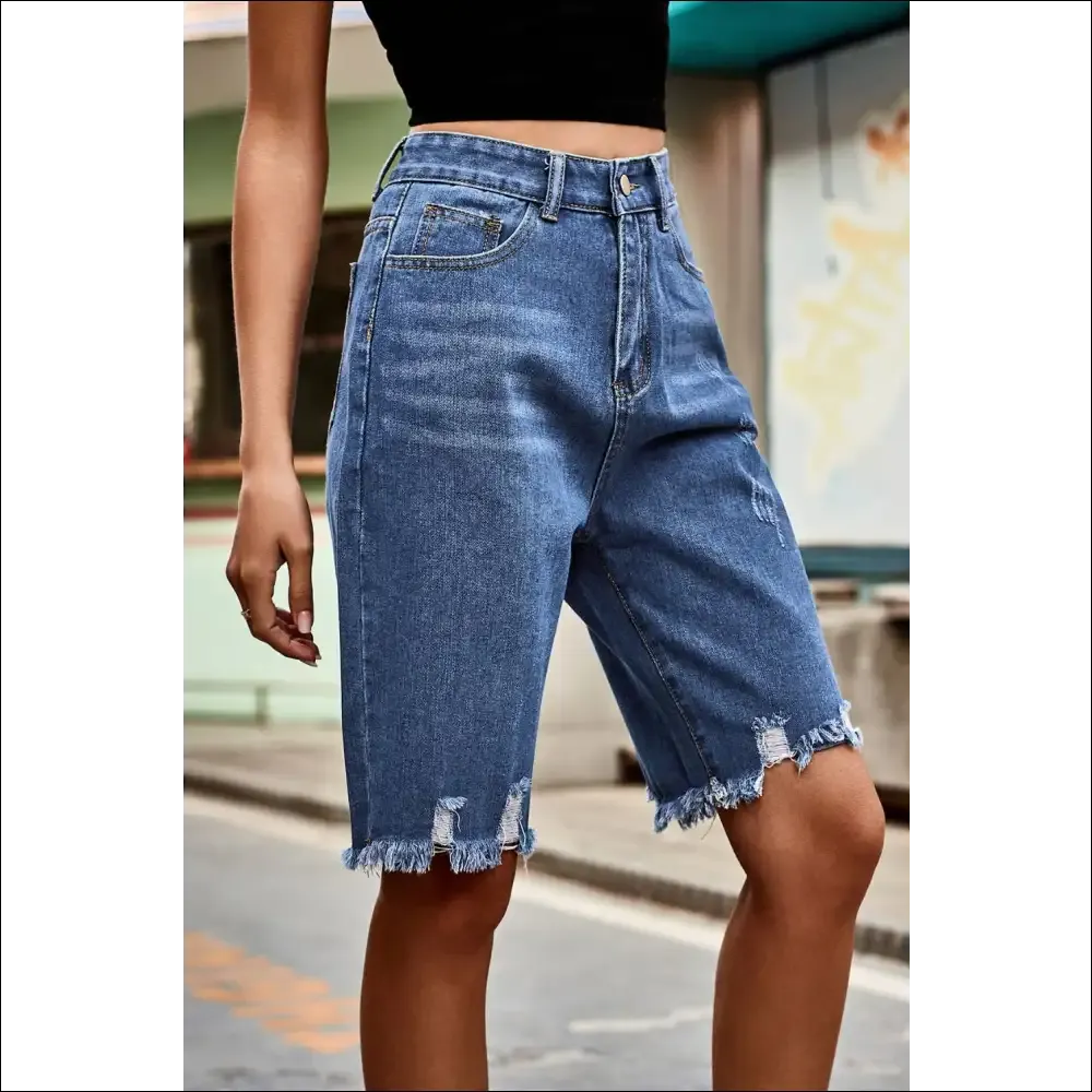 Chic Raw Hem High Waist Denim Shorts with Pockets