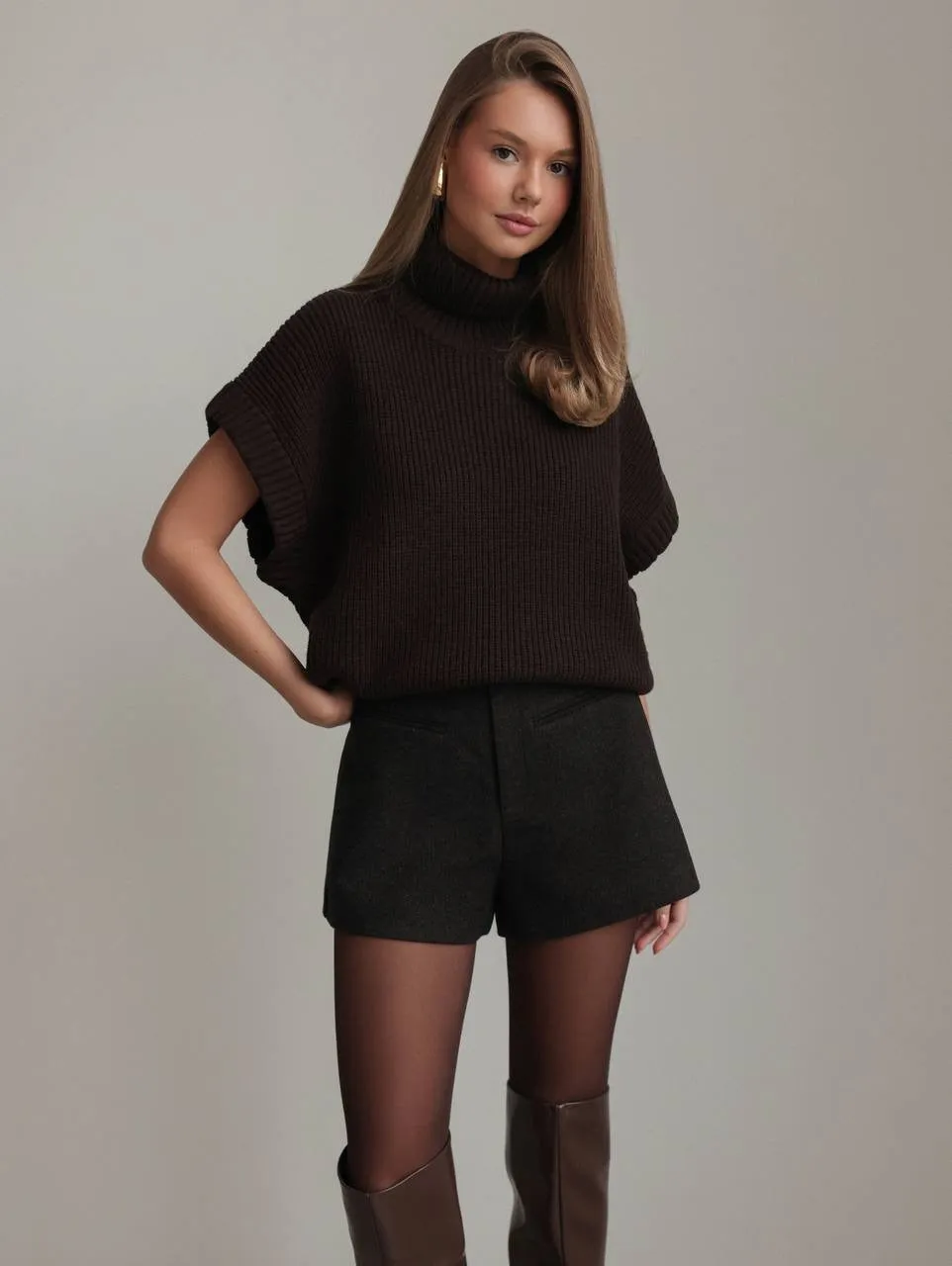 Chic Wool-Blend Shorts