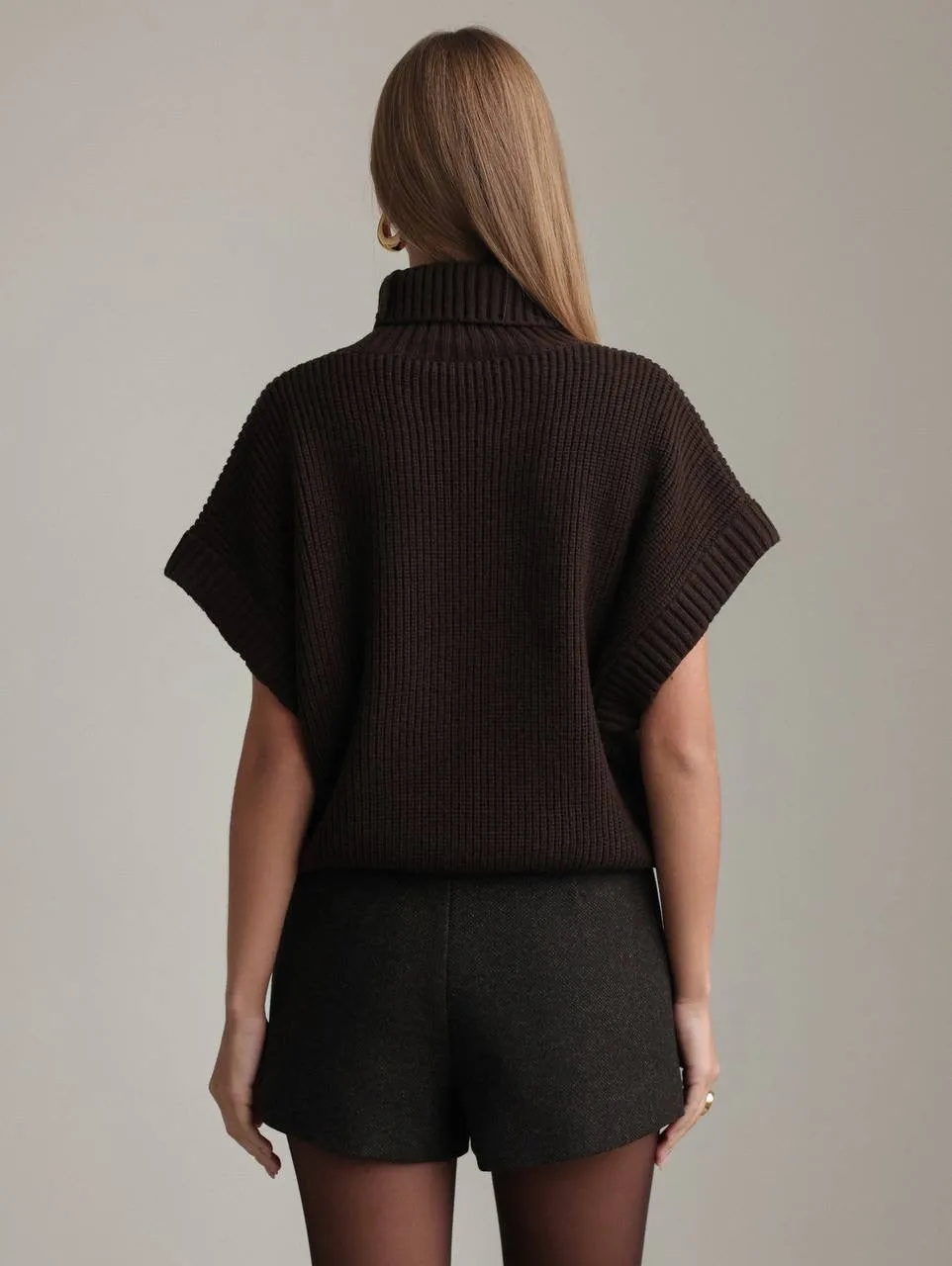 Chic Wool-Blend Shorts