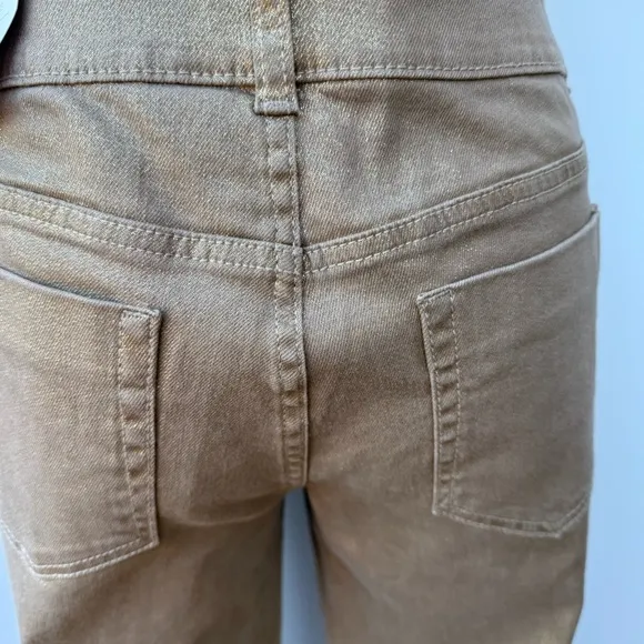 Chico’s REGULAR SLIM LEG GOLD PLATINUM METALLIC JEAN Size 0.5 (6-S)