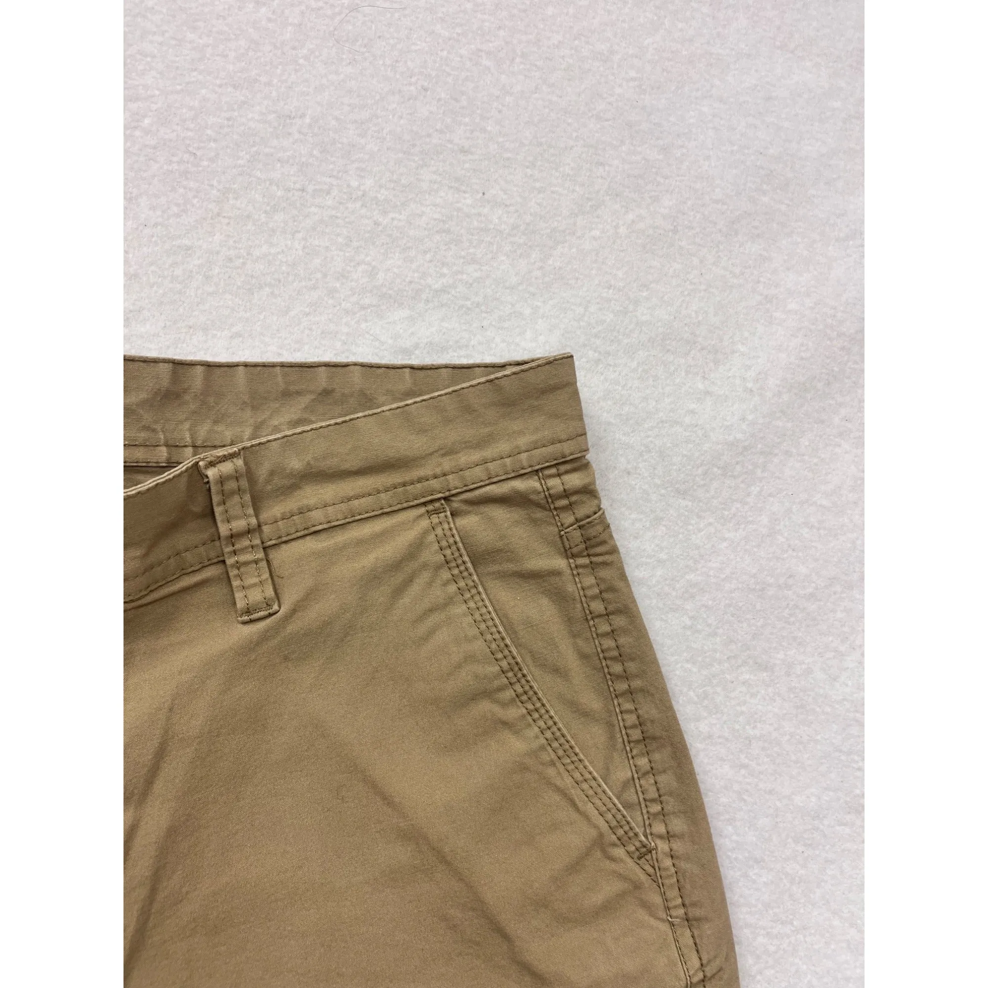 Clearwater Outfitters Mens Khaki Cargo Shorts Size 34W #6570