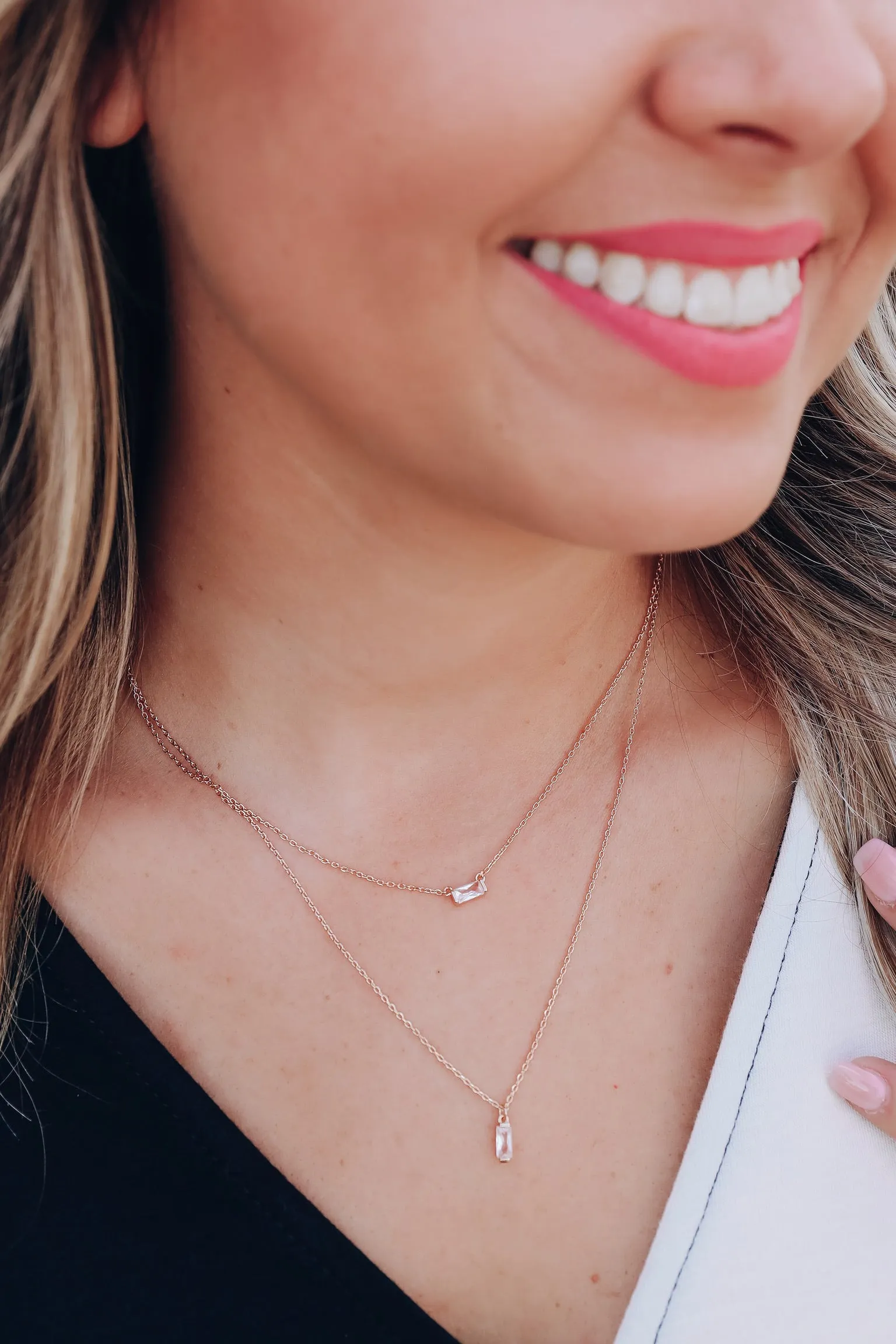 Dainty Double Baguette Pendant Necklace - Gold