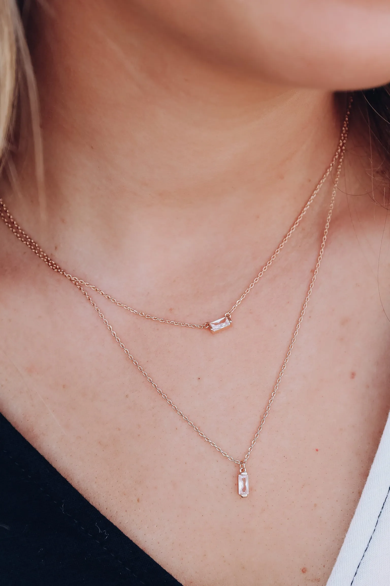 Dainty Double Baguette Pendant Necklace - Gold
