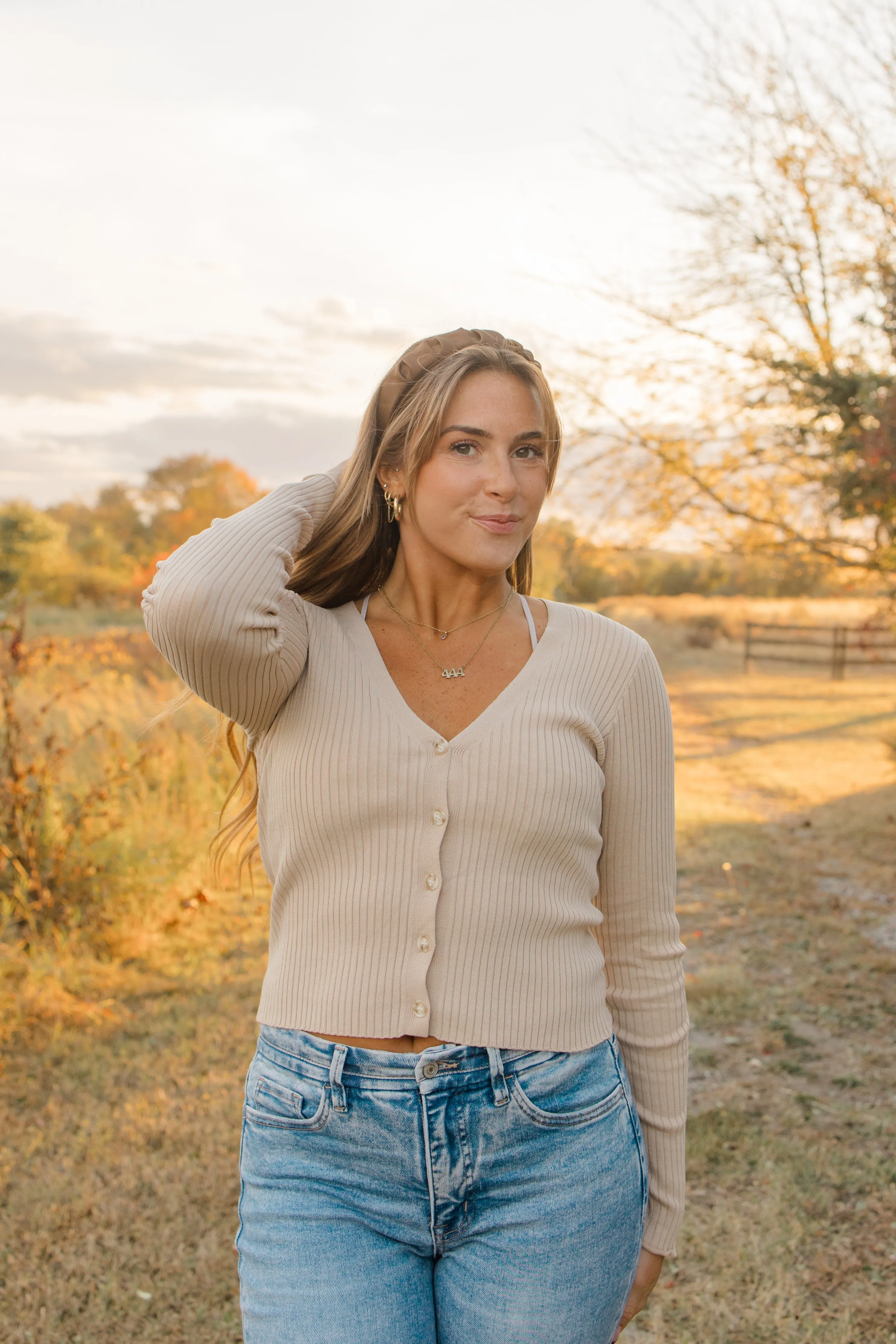 DEEP V NECK BUTTON DOWN FITTED RIB CARDIGAN