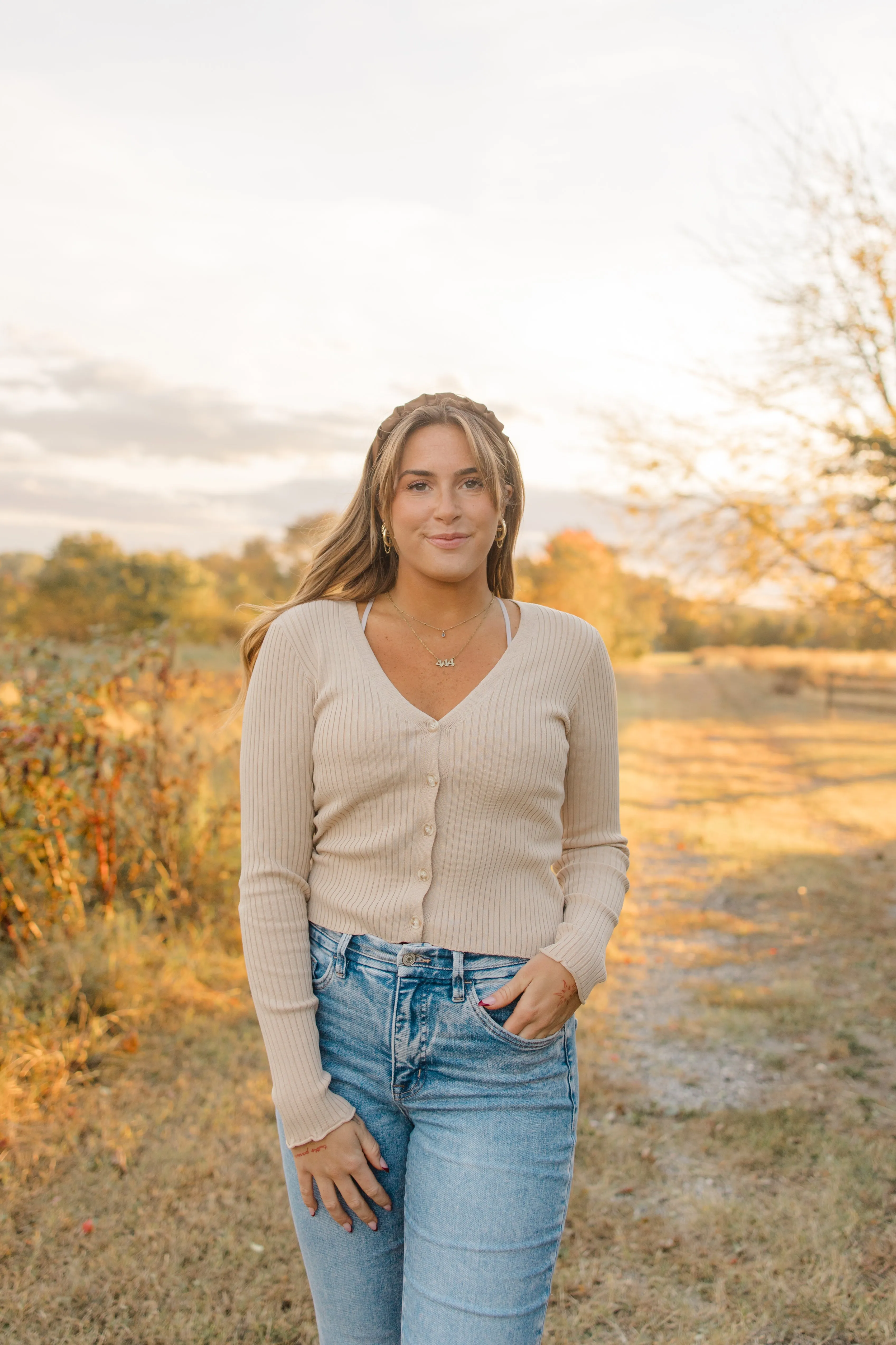 DEEP V NECK BUTTON DOWN FITTED RIB CARDIGAN