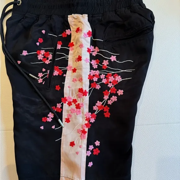 Diesel Black line High waist  Shorts Floral Detail  Size XS