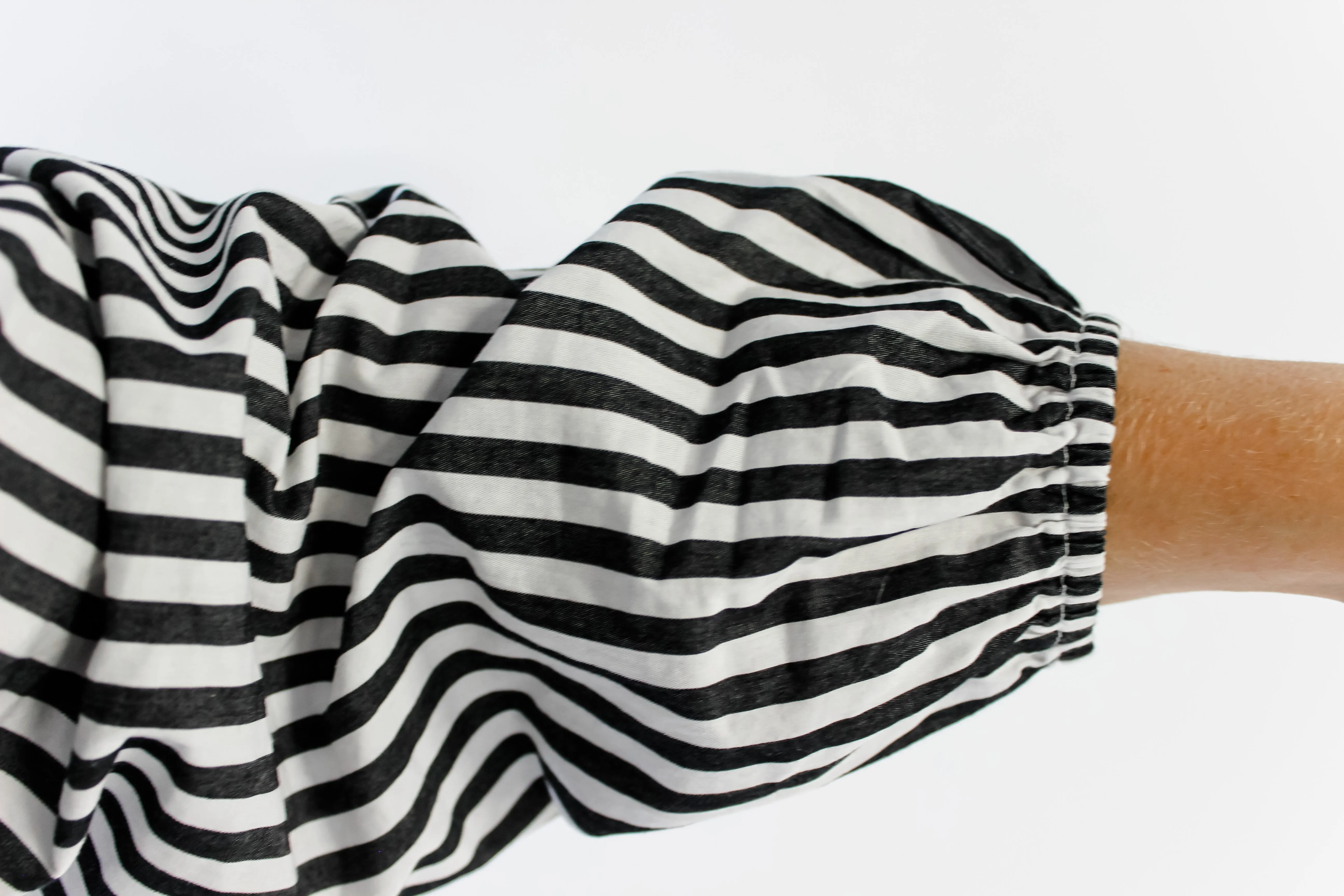 EMMELINE TOP - BLACK STRIPE