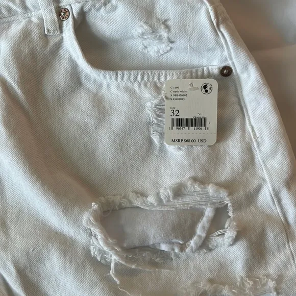 Free People 32 Shorts Maggie distressed frayed raw hem Optic White mid rise NWT