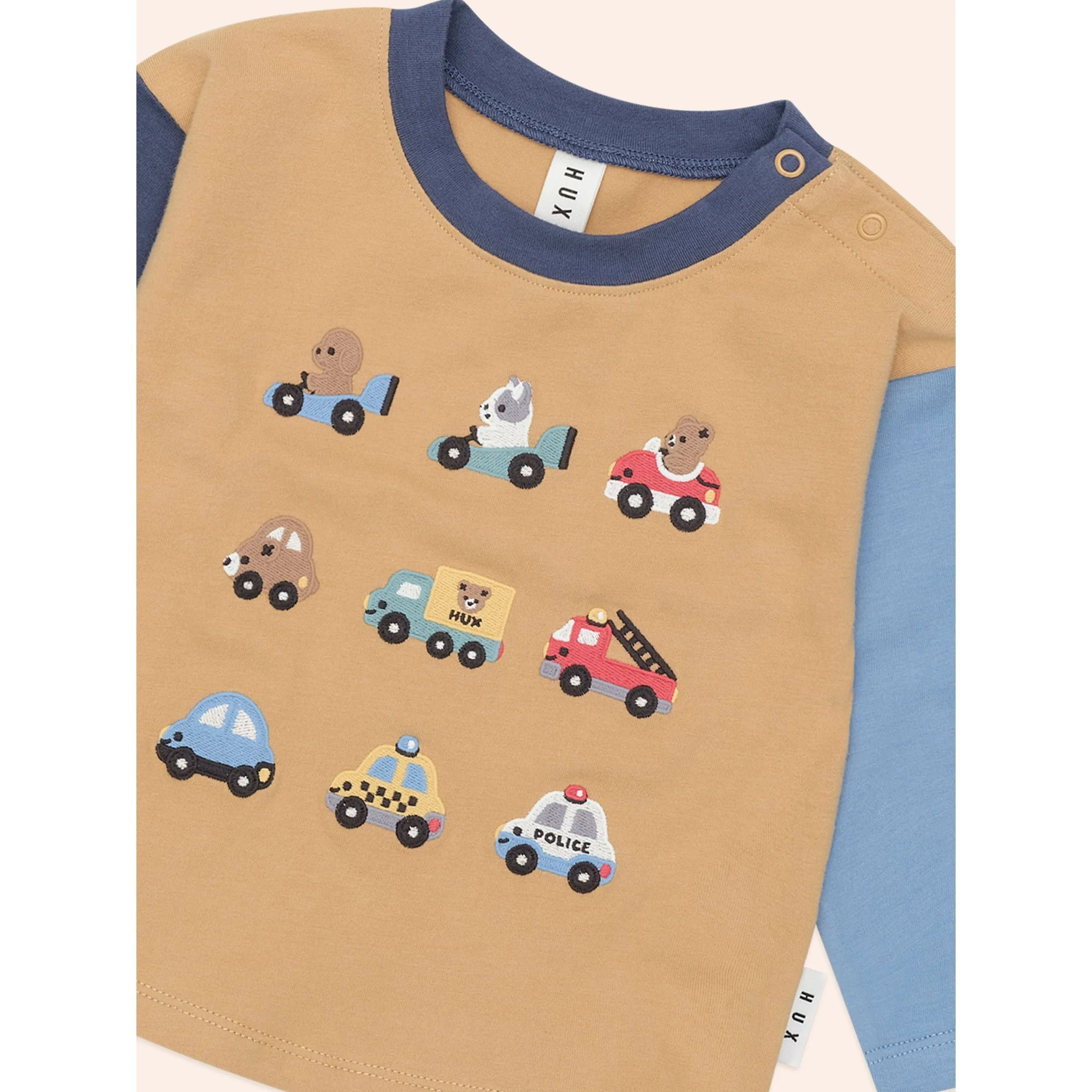 Huxmobile Top