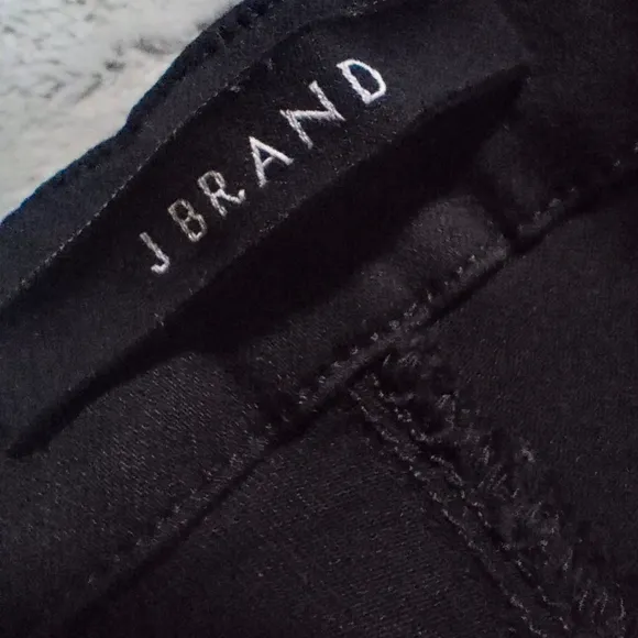 J Brand Natasha Sky High Crop Skinny &quot;Seriously Black&quot; Ladies 26 CURRENT STYLE