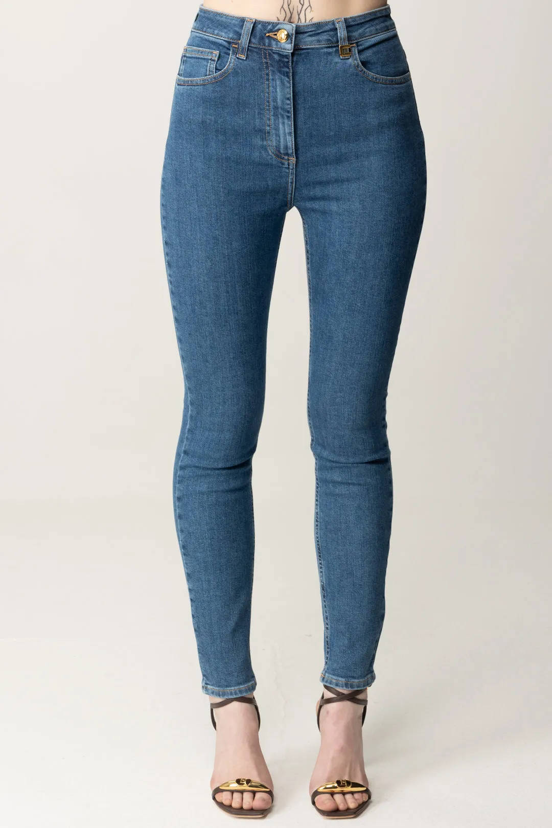 Jeans Skinny con Charm Logo
