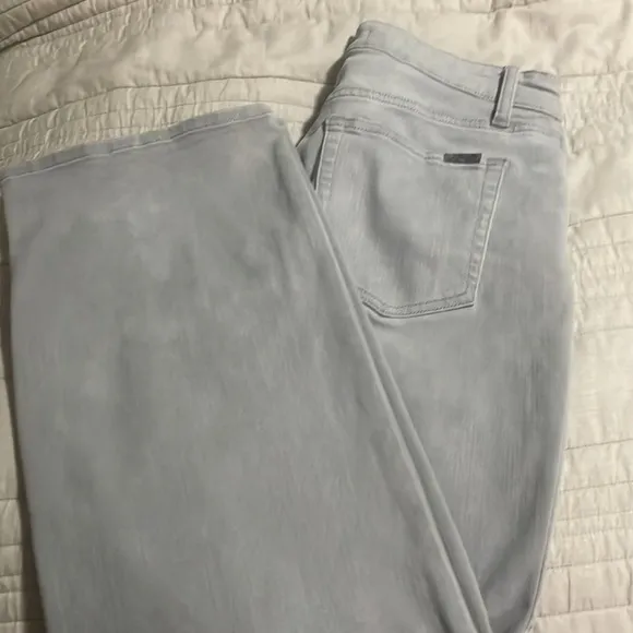 Joe’s Daphne jeans