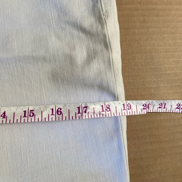 Joe’s Jeans Marlie The Icon Skinny Mid Rise Skinny Crop Jeans size 30