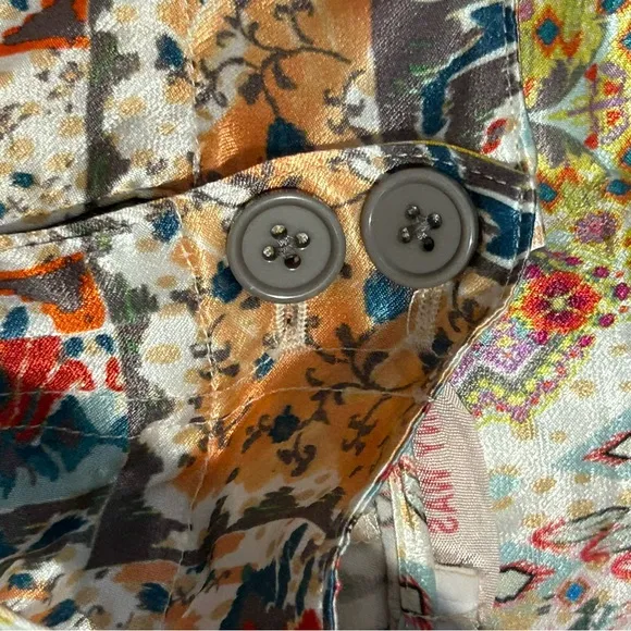 Johnny Was Silky-Feel Floral Patterned Belted Shorts Style P81019-4 | size 8