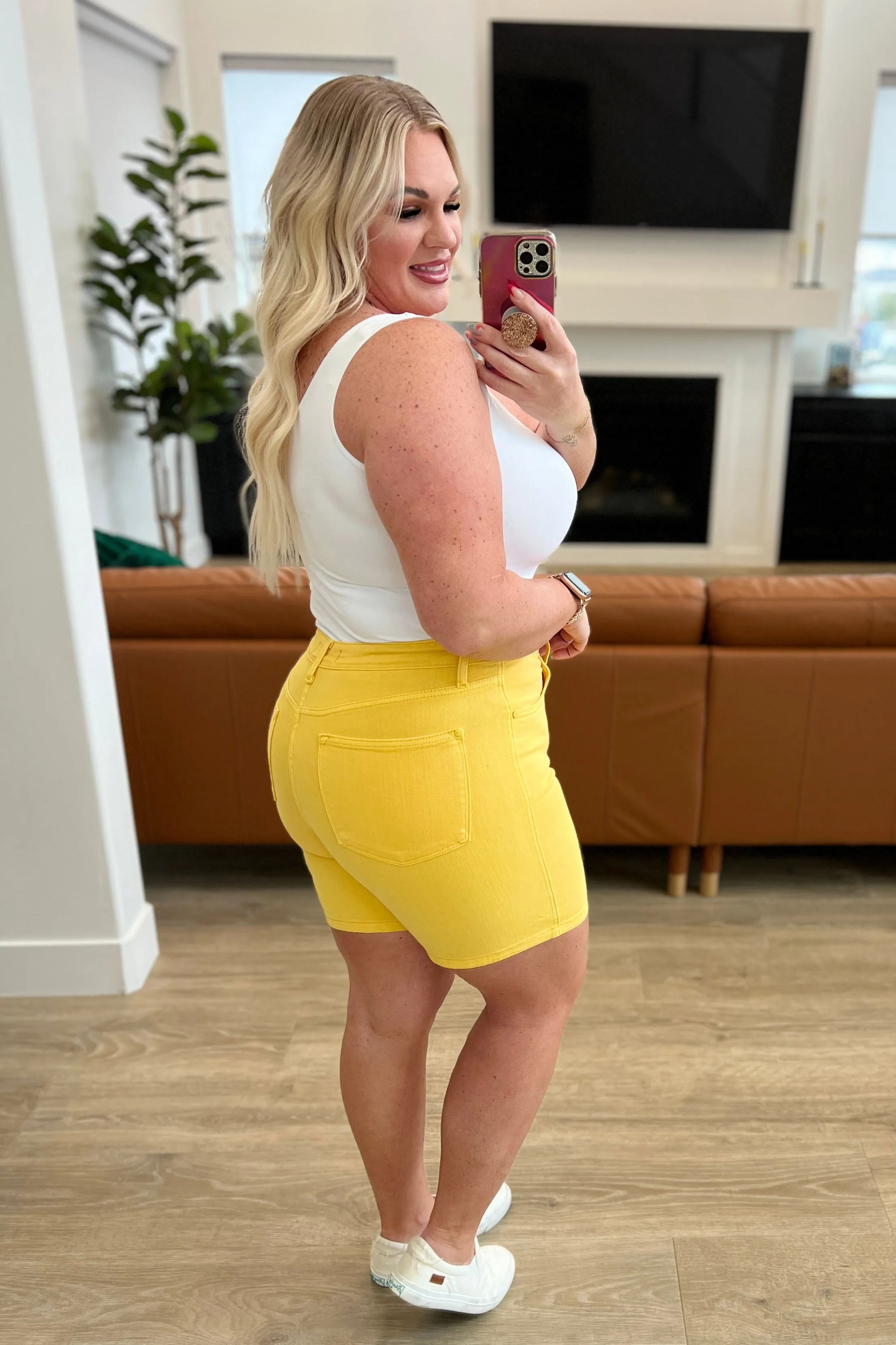 Judy Blue Tummy Control Shorts in Yellow