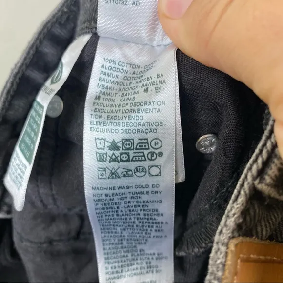 LEVI'S Low Loose Jeans in Wish Me Luck - Black size 27