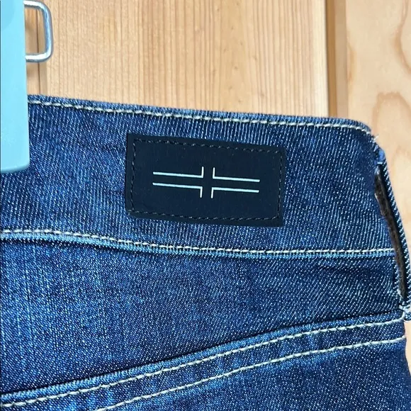 LIVERPOOL The High Rise Straight Dark Wash Jeans
