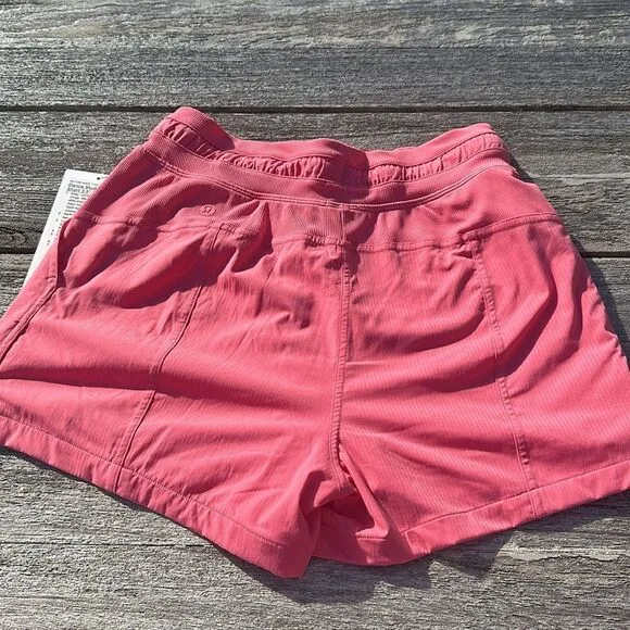 Lululemon Dance Studio High-Rise Short 3.5&quot; Sakura pink size 4 NWT