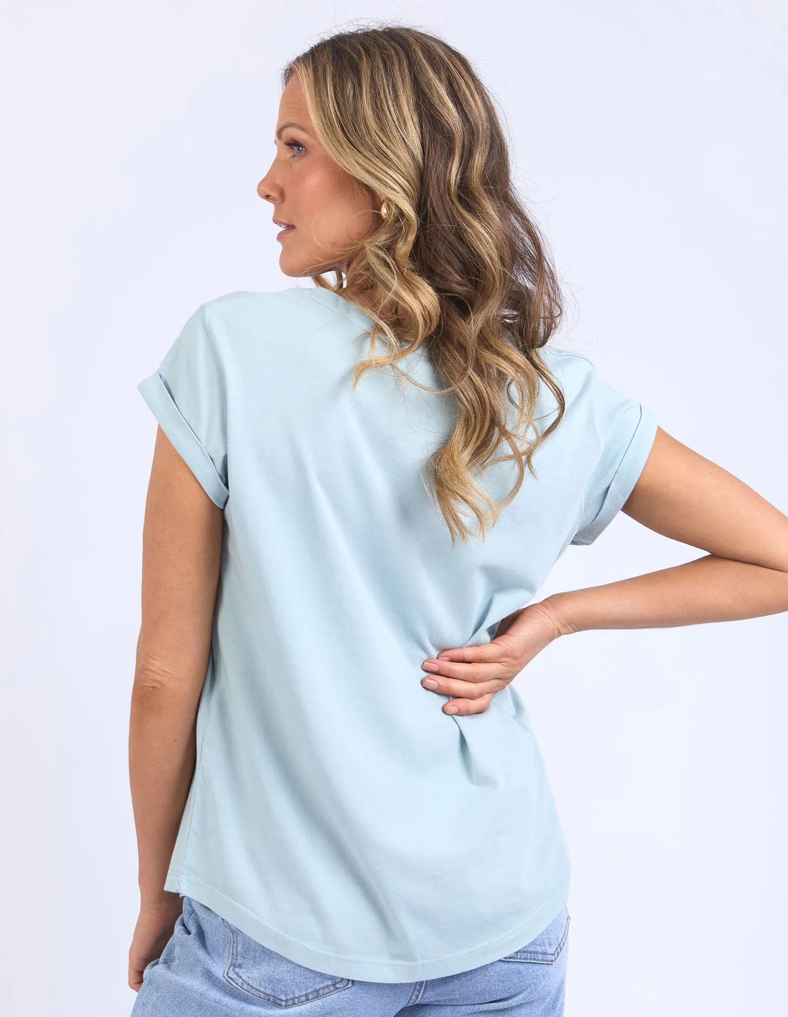 MANLY VEE TEE || LIGHT BLUE