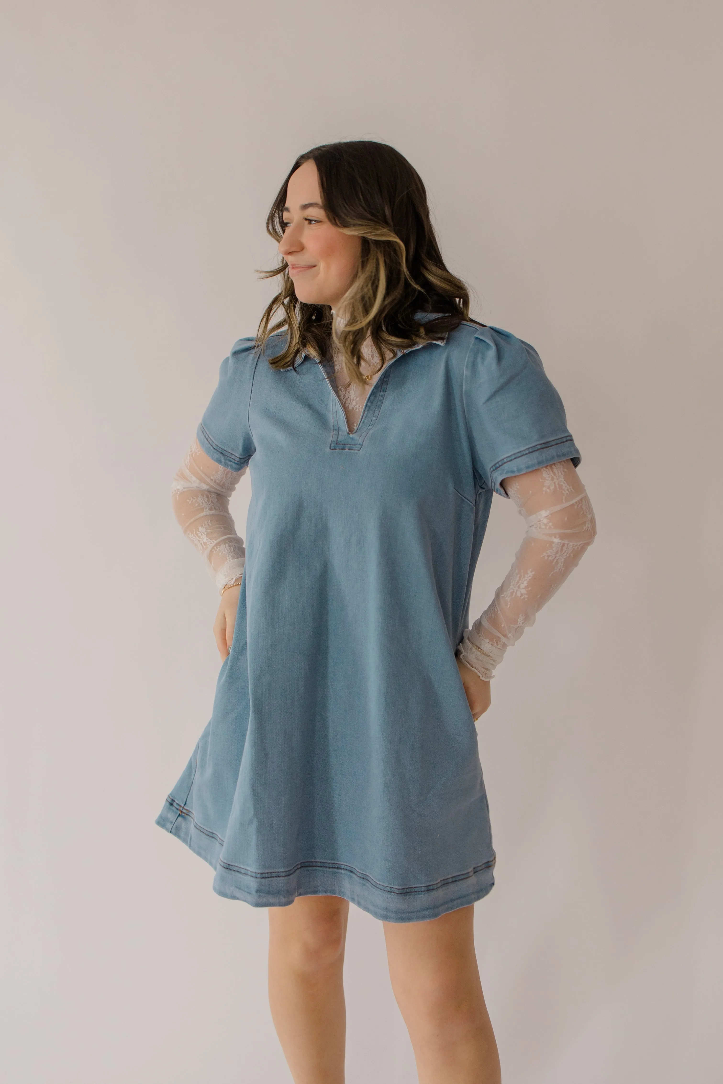 MOCK NECK LACE LONG SLEEVE