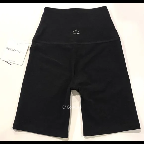 New Beyond Yoga Spacedye Shorts Dark Night $68 S