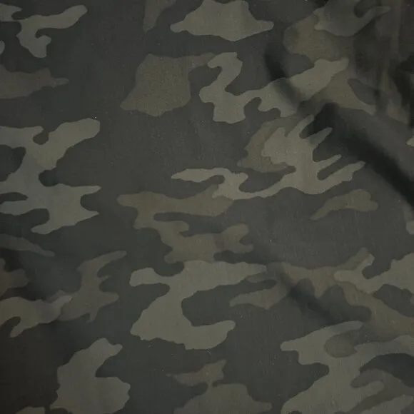 NEW Spanx Sunshine Shorts Camo