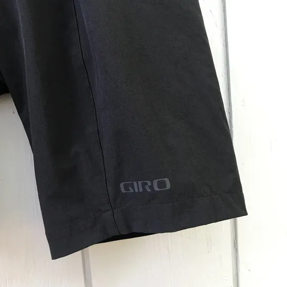 NWOT Giro Sport Design Classic Bike Shorts