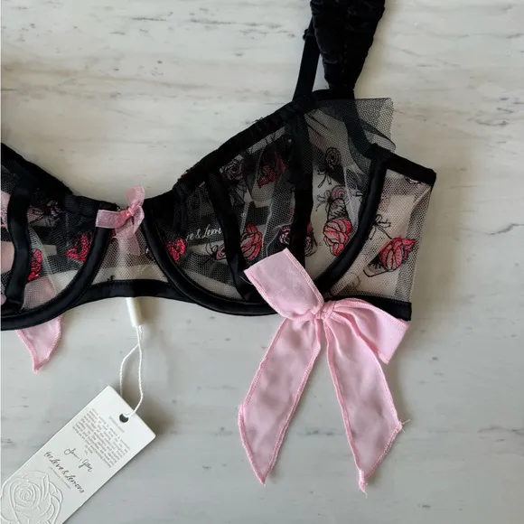 NWT for love and lemons rosie bow underwire bra 🍭