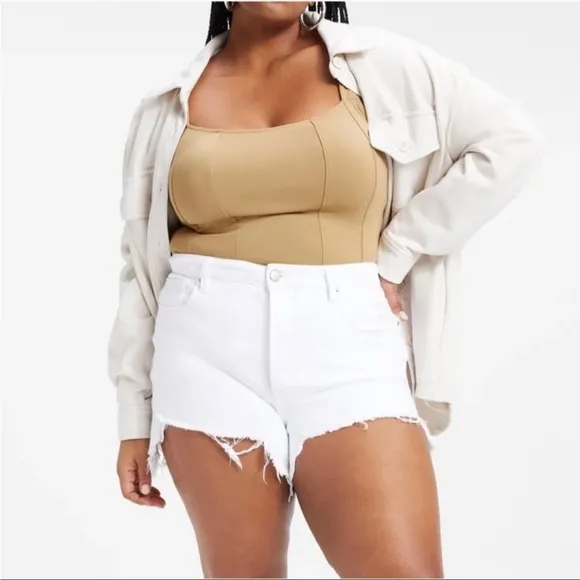 NWT GOOD AMERICAN Bombshell Shorts White 18