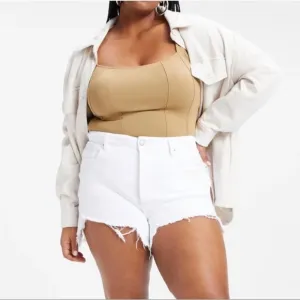 NWT GOOD AMERICAN Bombshell Shorts White 18