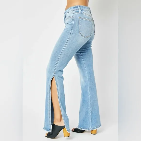 NWT Judy Blue Mid Rise Peek-a-Boo Slit Flare Jeans