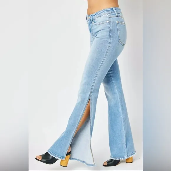 NWT Judy Blue Mid Rise Peek-a-Boo Slit Flare Jeans