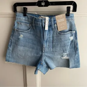[NWT] Madewell Distressed The Perfect Jean Short in Light Wash