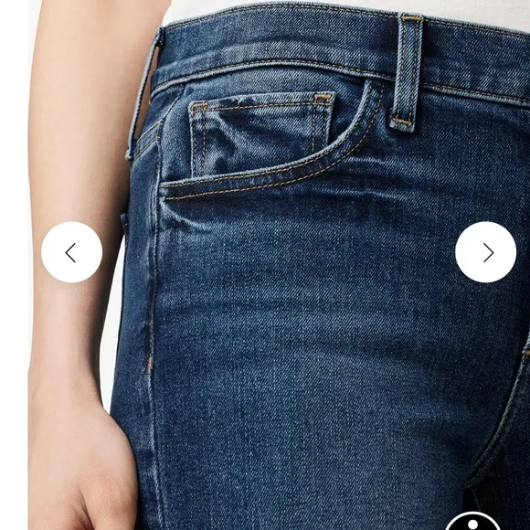 NWT Size 24 Joe's Jeans The Lara Mid Rise Straight Ankle