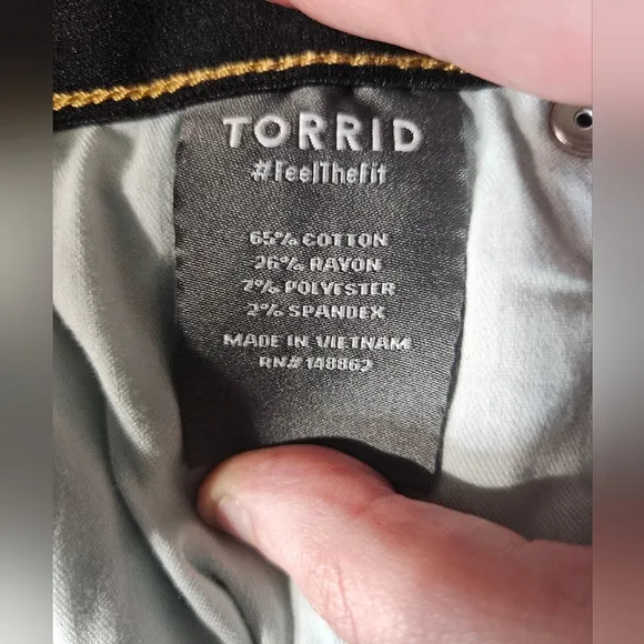 NWT Torrid Sky High Flare Premium Stretch High-Rise Jean In Madrid Size 14R