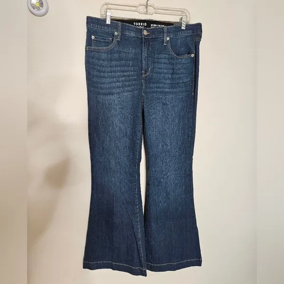 NWT Torrid Sky High Flare Premium Stretch High-Rise Jean In Madrid Size 14R