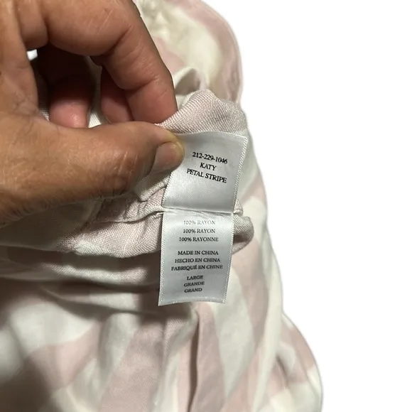 Rails NWT Katy Short in Petal Striped Pink Linen Blend Size Large