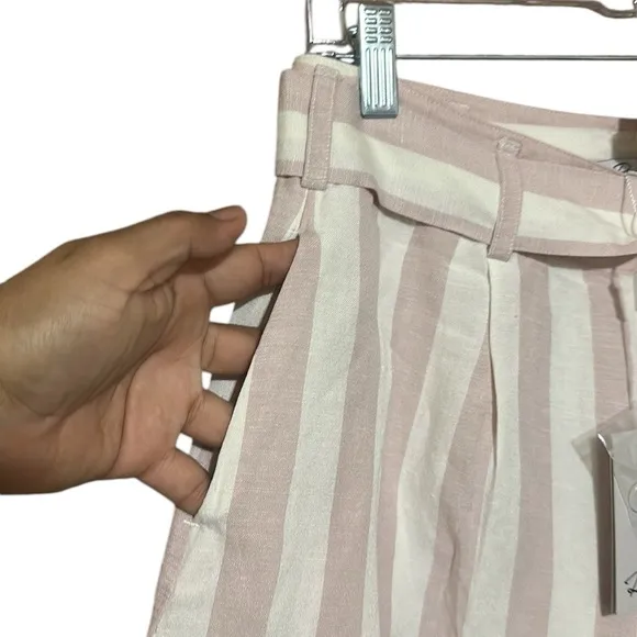 Rails NWT Katy Short in Petal Striped Pink Linen Blend Size Large