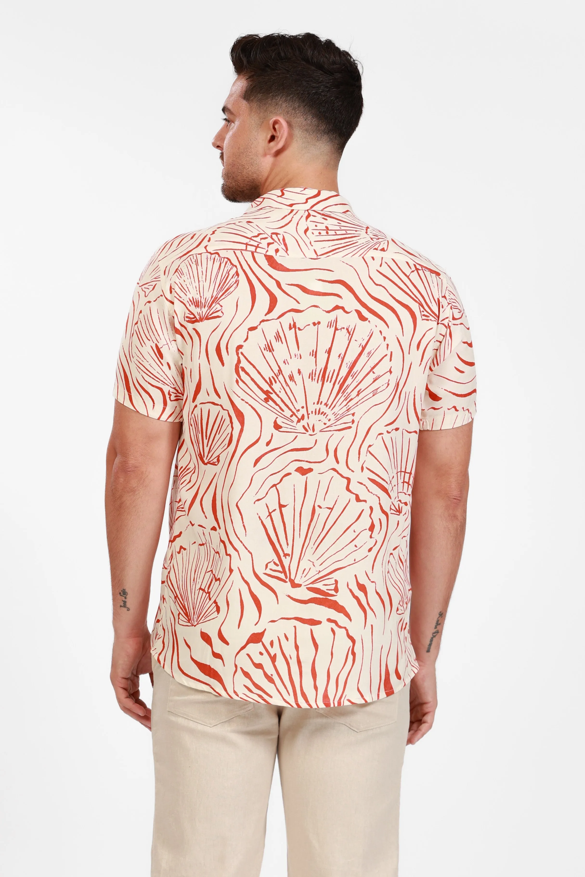 RED MENS BUTTON DOWN PRINTED VISCOSE SHORT SLEEVE SHIRTS